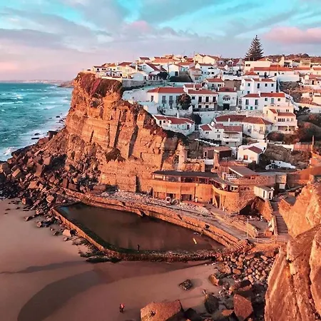 Family House, Sea View, Pool, Near Sintra Colares