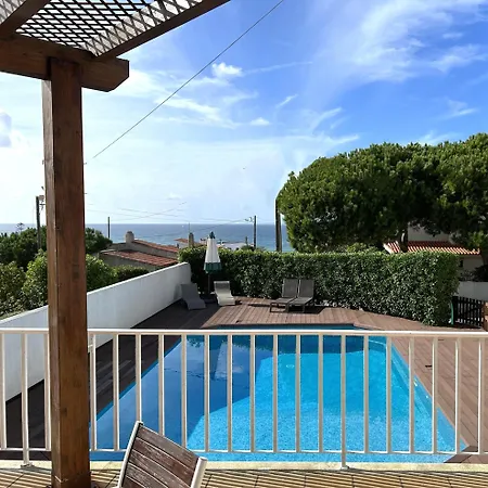 Villa Family House, Sea View, Pool, Near Sintra Colares