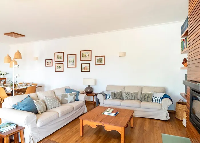 Family House, Sea View, Pool, Near Sintra * Colares