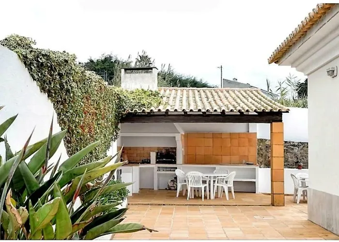 Villa Family House, Sea View, Pool, Near Sintra *