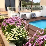 Willa Family House, Sea View, Pool, Near Sintra Colares