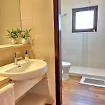 Family House, Sea View, Pool, Near Sintra Colares
