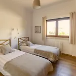 Family House, Sea View, Pool, Near Sintra
