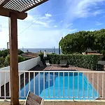 Willa Family House, Sea View, Pool, Near Sintra Colares
