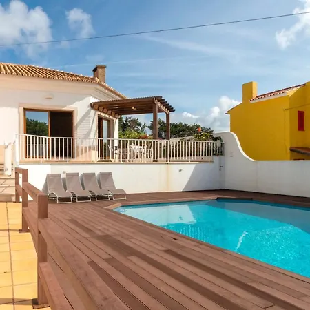 Willa Family House, Sea View, Pool, Near Sintra Colares