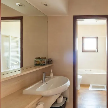 Villa House, Pool Child Friendly