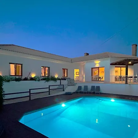 Family House, Sea View, Pool, Near Sintra * Colares
