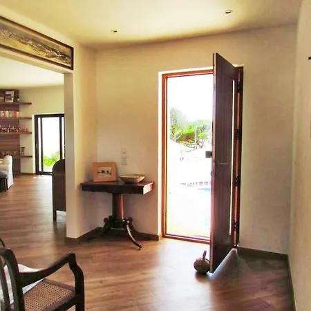 House, Pool Child Friendly