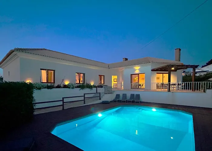 Family House, Sea View, Pool, Near Sintra * קולארס