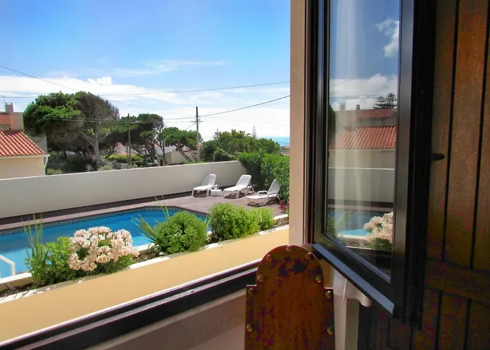 Willa Family House, Sea View, Pool, Near Sintra Colares